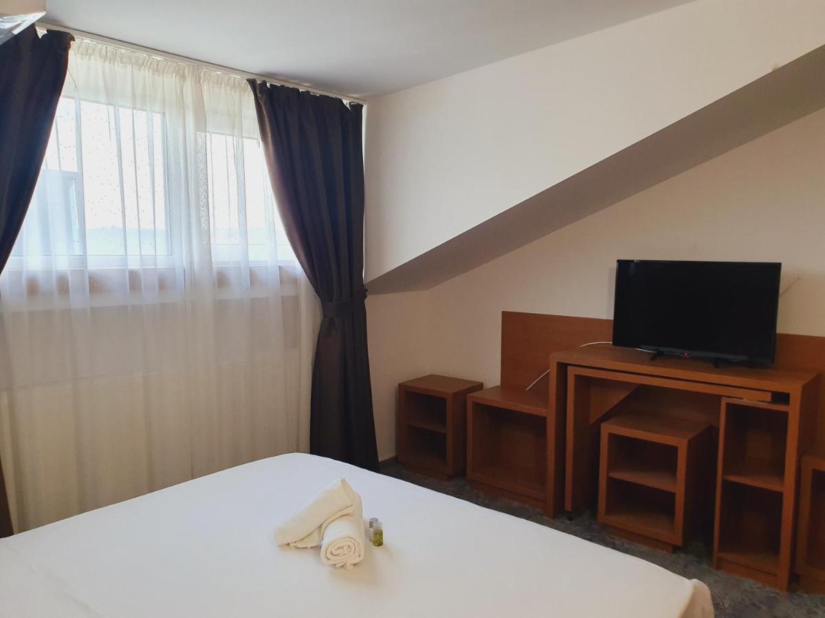 Stay Inn Rediu Valea Lupului  Zewnętrze zdjęcie
