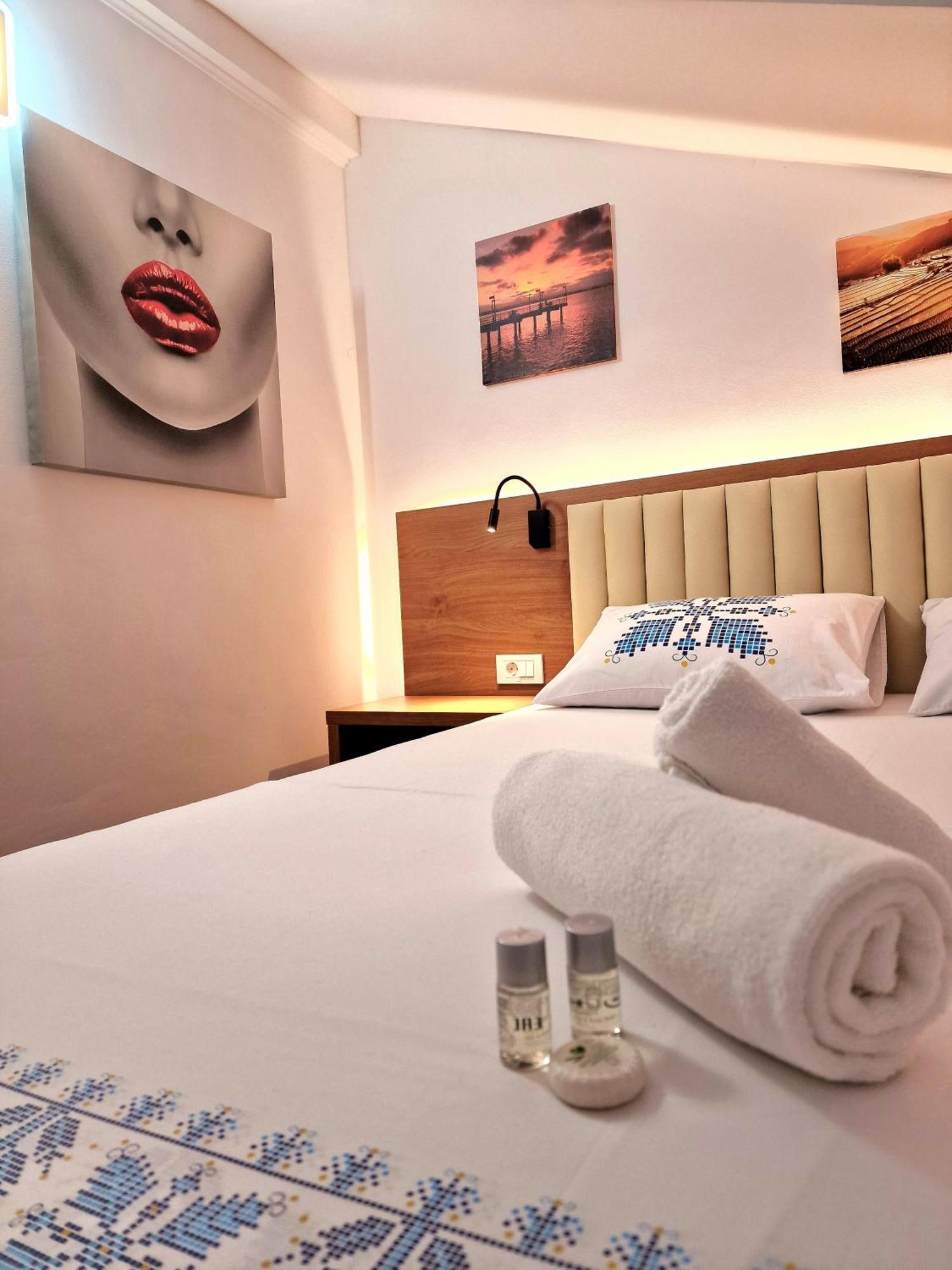 Stay Inn Rediu Valea Lupului  Zewnętrze zdjęcie